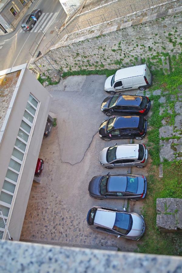 Lola App In City Center, 4+1 Pax بولا المظهر الخارجي الصورة